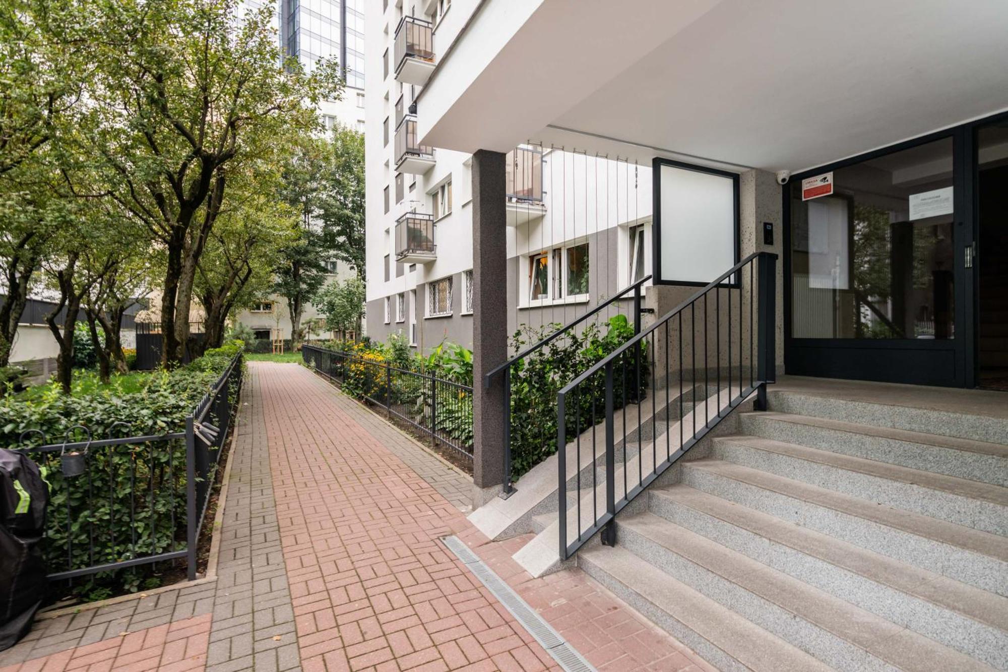 Chmielna 106B Centrum Βαρσοβία Εξωτερικό φωτογραφία